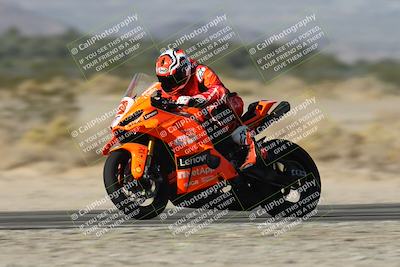 media/Dec-01-2025-Moto Forza (Mon) [[2daa91e15f]]/1-Advanced Group/Session 3 Turn 3 Exit Bump Pans/